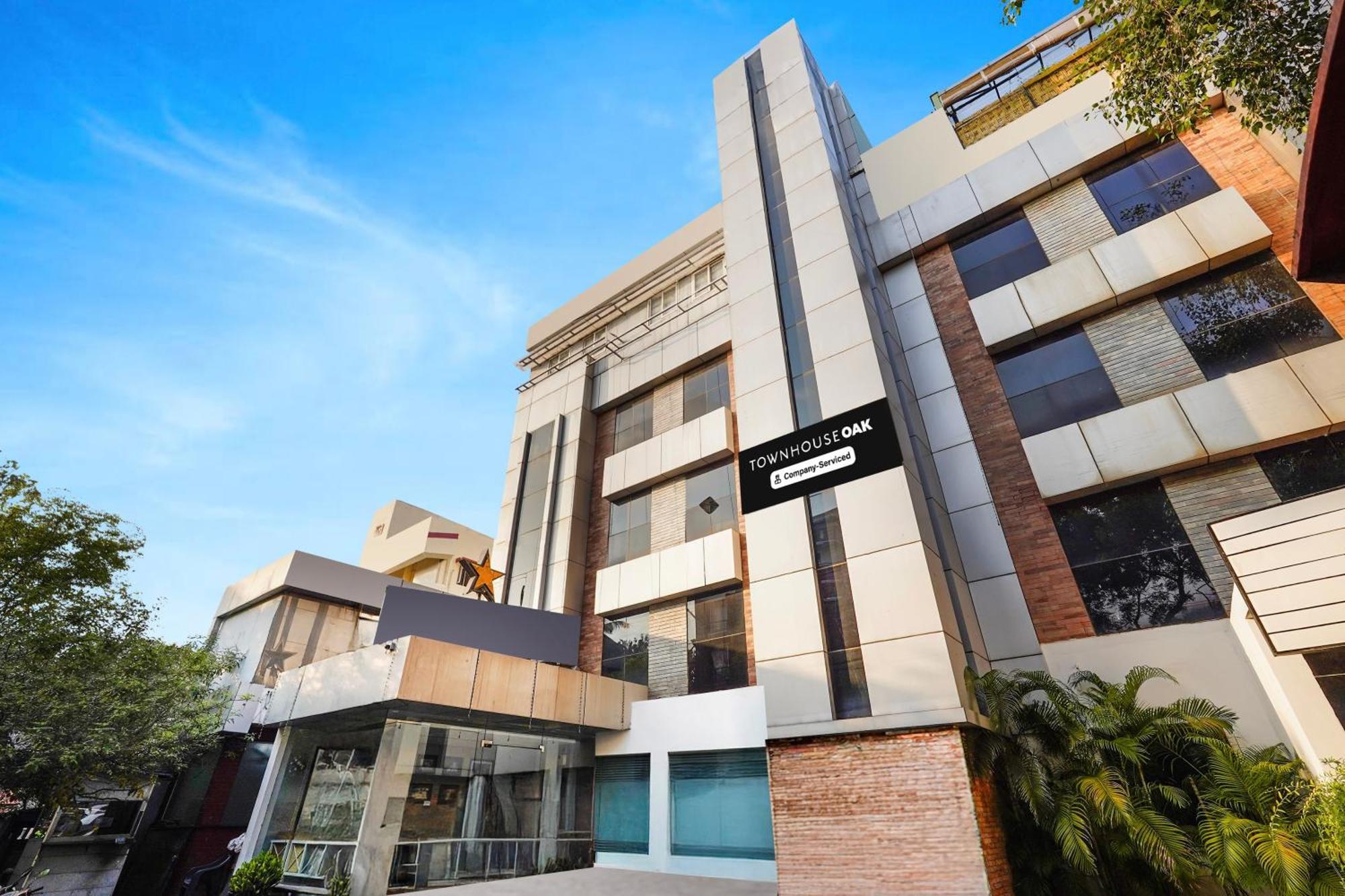 Super Townhouse Oak Kodambakkam Formerly Cine City Chennai Exterior foto