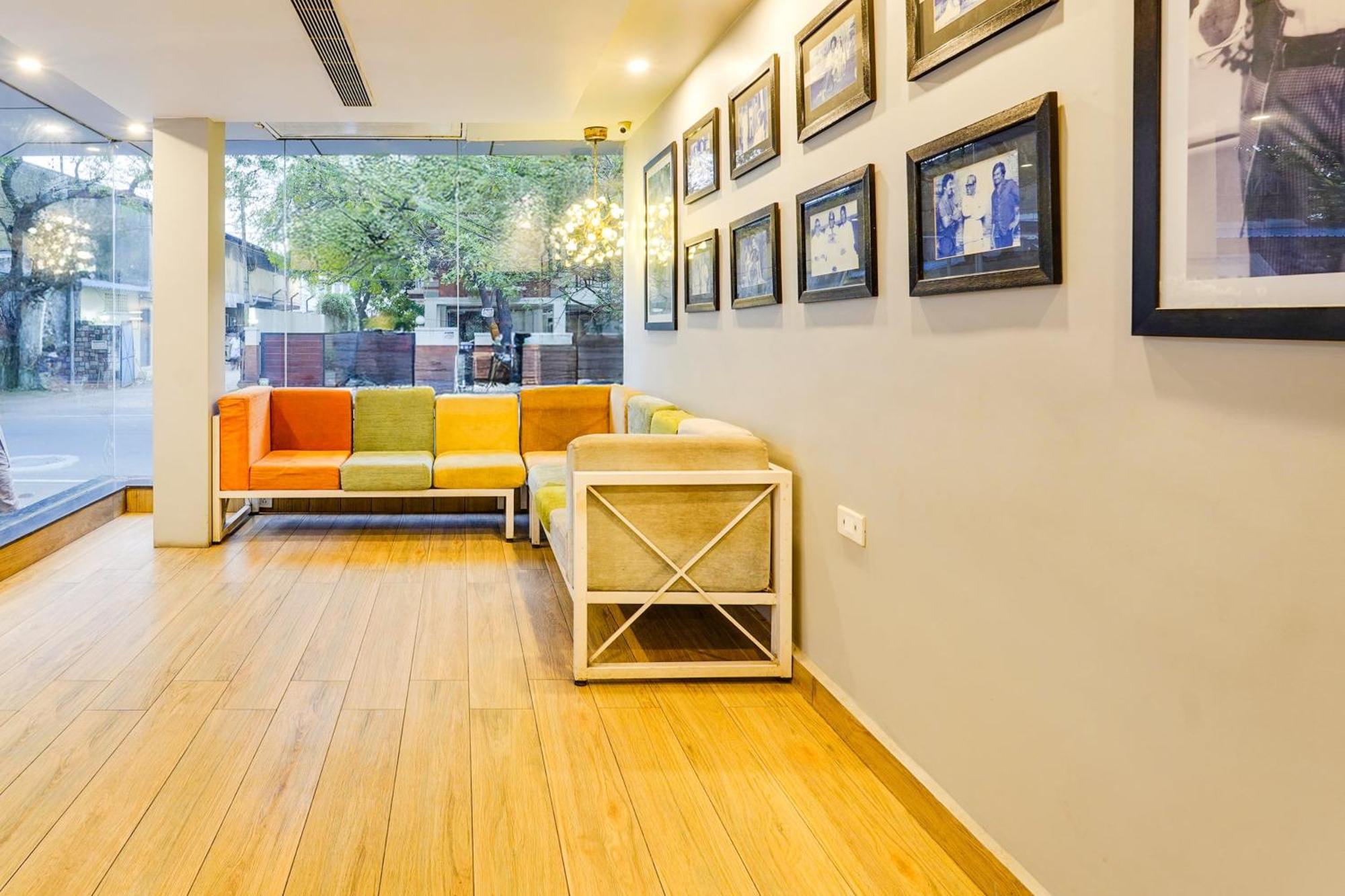 Super Townhouse Oak Kodambakkam Formerly Cine City Chennai Exterior foto